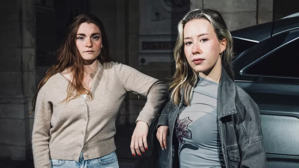 Deux attentats, deux destins : les orphelines du 11-Septembre et du Bataclan se rencontrent / Le Figaro