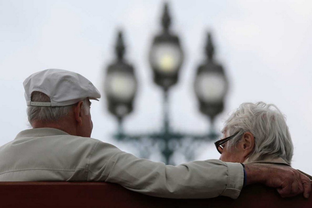 La France reporte la réforme des retraites : Macron et Lecornu cherchent une issue à la crise politique / pixabay