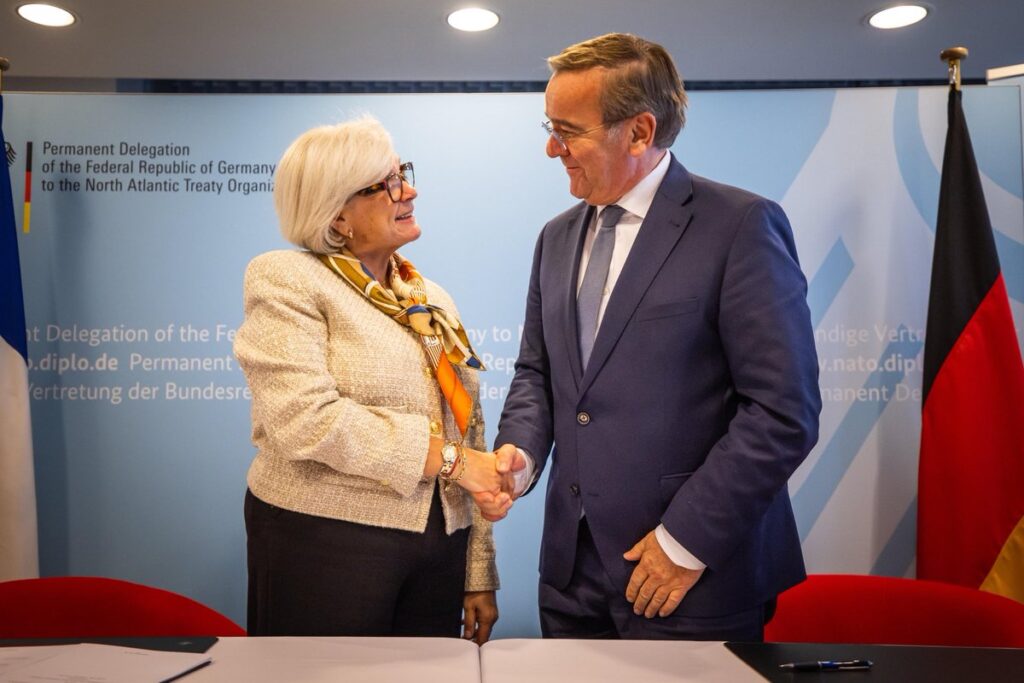 Alerte spatiale : la nouvelle alliance franco-allemande contre la peur du missile / X