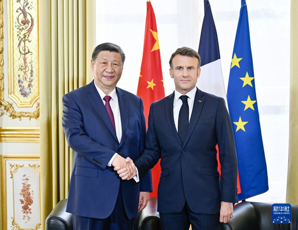 Macron envisage d’inviter Xi Jinping au sommet du G7 / UN China mission