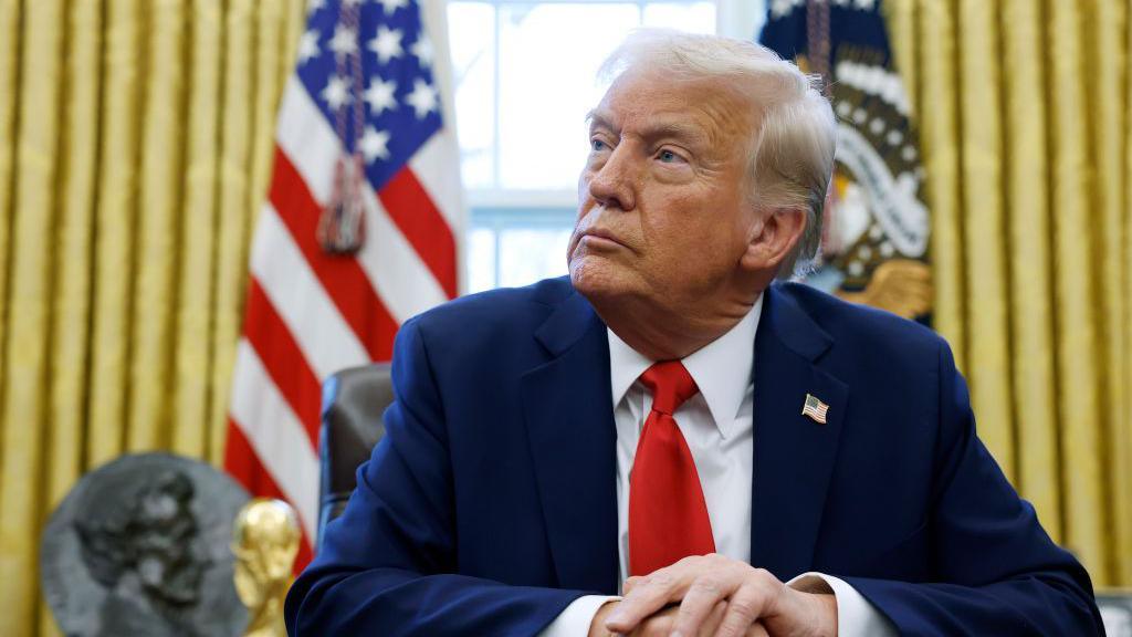 Des élections dans l’ombre de la guerre : que révèle la déclaration de Trump / BBC