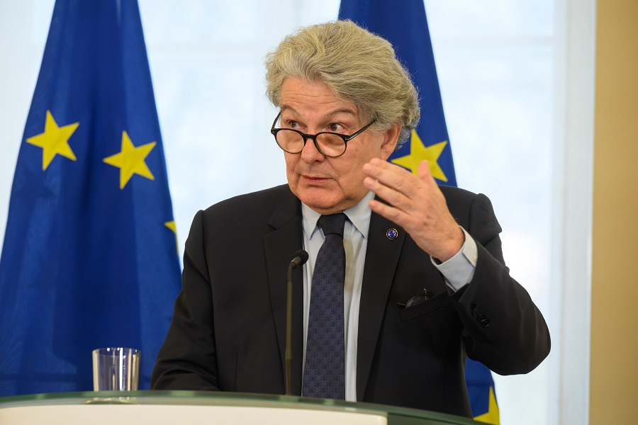 Paris a vivement réagi aux sanctions de visa américaines contre Thierry Breton / Industrie de la défense en Europe