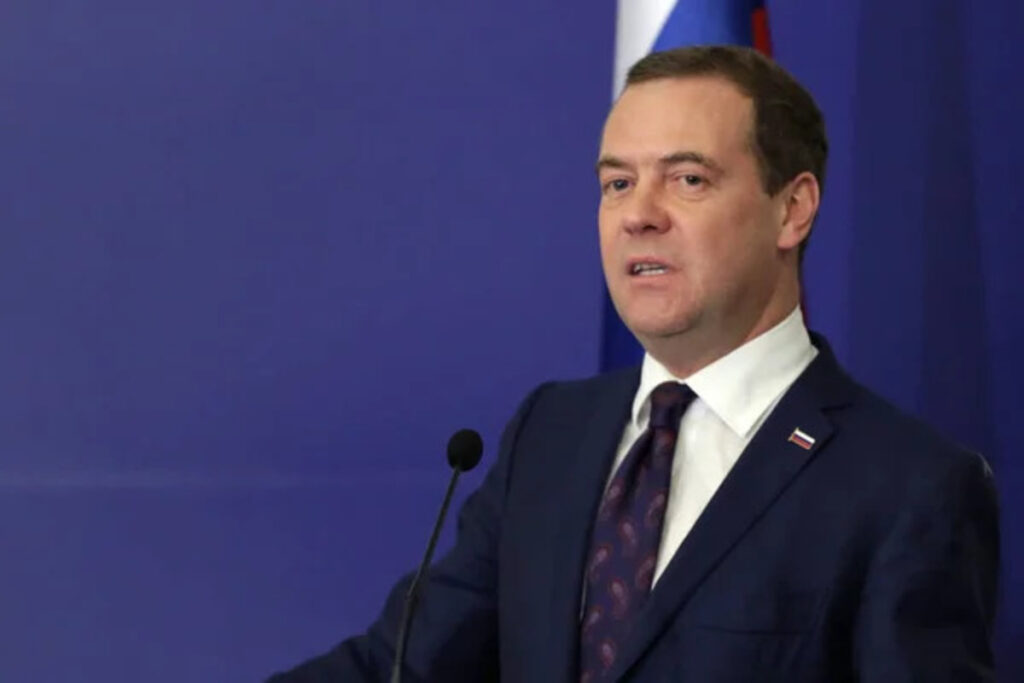 Medvedev menace l’UE d’un « casus belli » à propos du crédit de réparations pour l’Ukraine / Фото: depositphotos