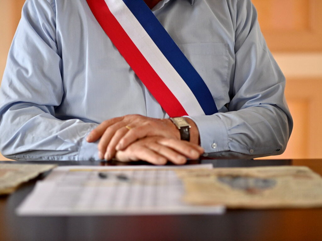 Élections municipales 2026 : le Rassemblement national revoit ses ambitions à la baisse / Le Progrès