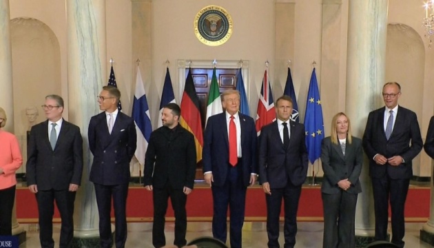 Garanties d’action, et non d’intentions : ce que signifie le lancement de la réunion de la "coalition des volontaires" à Paris pour la sécurité de l’Ukraine / AP