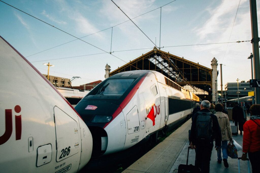 La SNCF au cœur d’un scandale autour d’une première classe " sans enfants " dans les TGV / unsplash