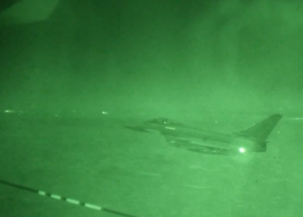 La France et le Royaume-Uni ont mené des frappes aériennes conjointes contre l’EI en Syrie / DEFENCEHQ/X.COM