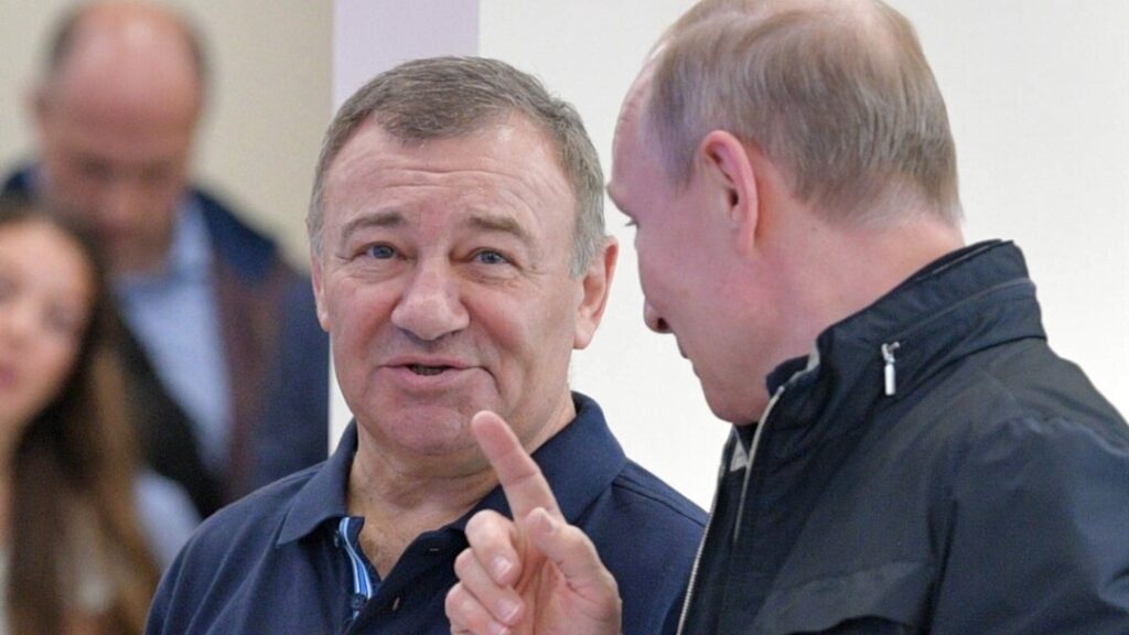 Le « portefeuille » de Poutine et un Airbus à prix cassé : comment Arkadi Rotenberg a contourné les sanctions aéronautiques de l’UE / reuters