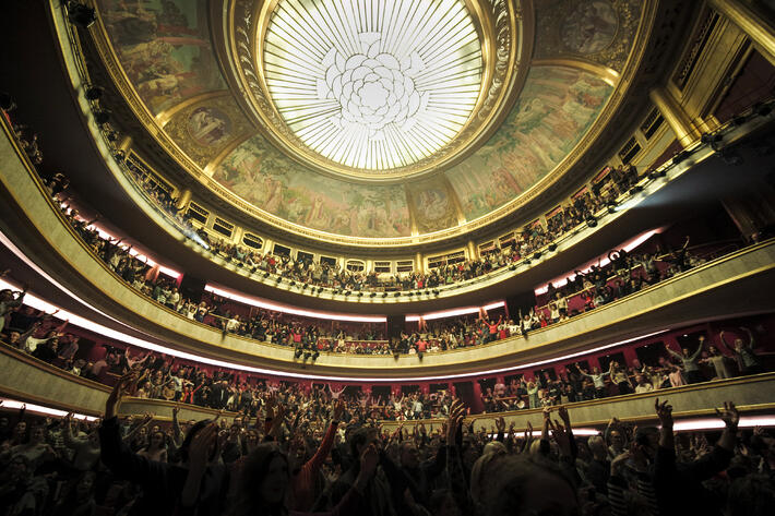 La culture comme arme : les artistes russes en Europe et la guerre de propagande du Kremlin / Théâtre des Champs-Élysées