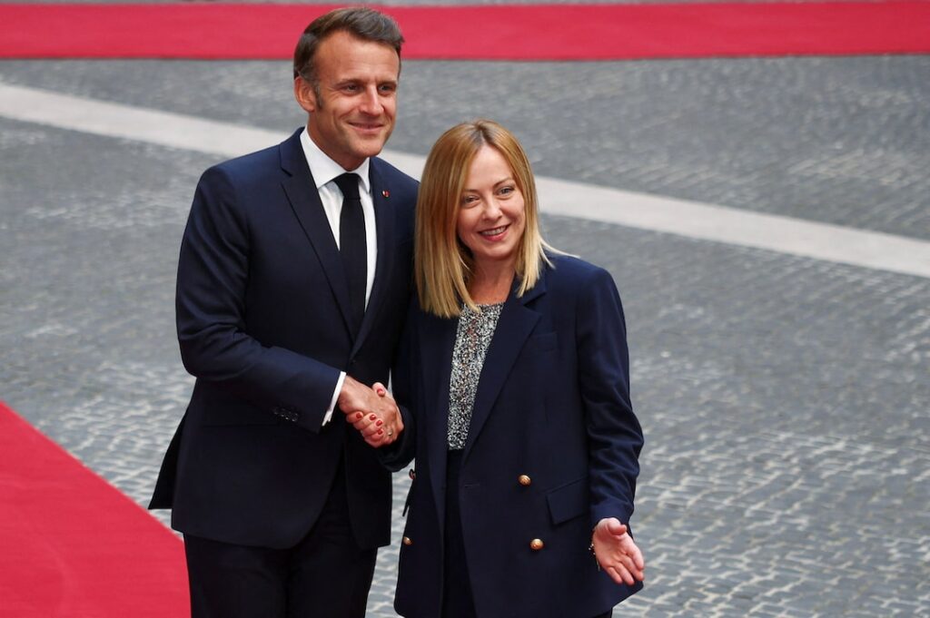 Sommet bilatéral reporté : Meloni et Macron fixent une nouvelle date après le G7 / Reuters
