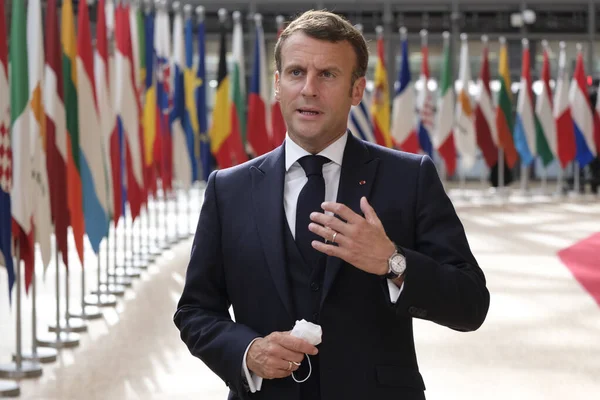 Macron demande à Trump de lever les sanctions contre des responsables européens / depositphotos