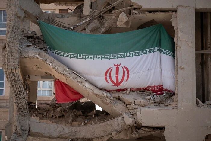 L’Europe cherche le contact avec Téhéran : Paris et Rome mènent des discussions discrètes sur le détroit d’Ormuz / Getty images