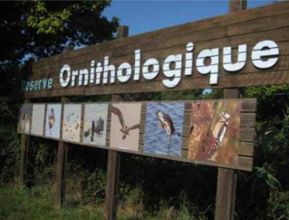 En France, une loi linguistique a obligé une réserve naturelle à modifier ses panneaux d’information