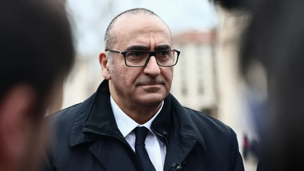 Darmanin interdit le rassemblement des Musulmans de France / BFMTV