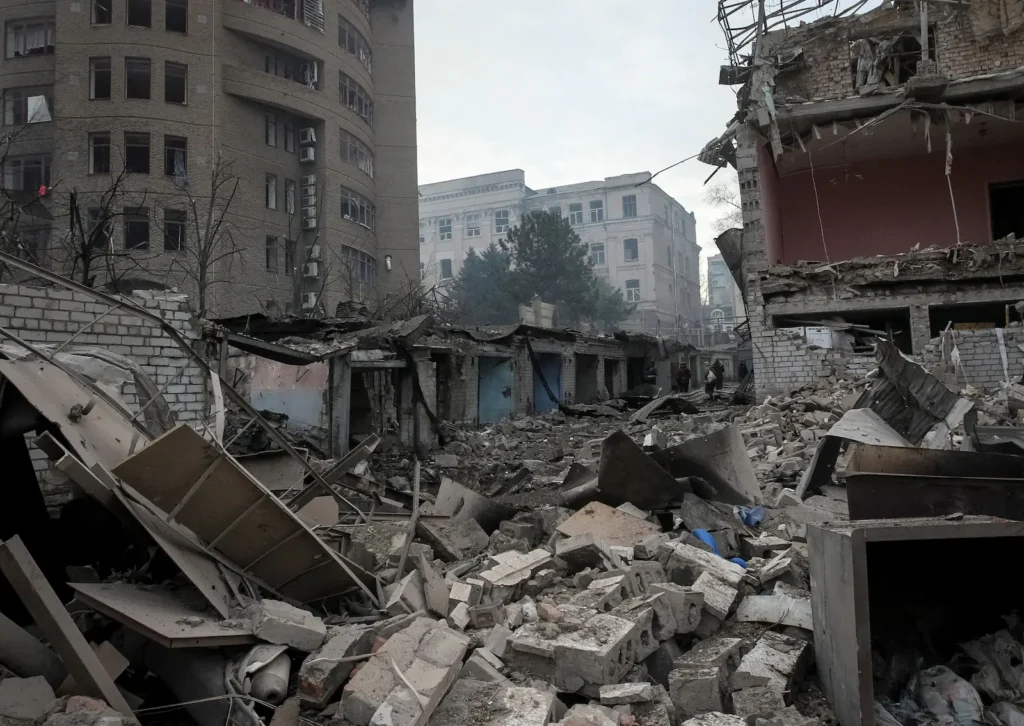 Bombardements en Ukraine : de lourdes pertes civiles après une nouvelle attaque / La Libération