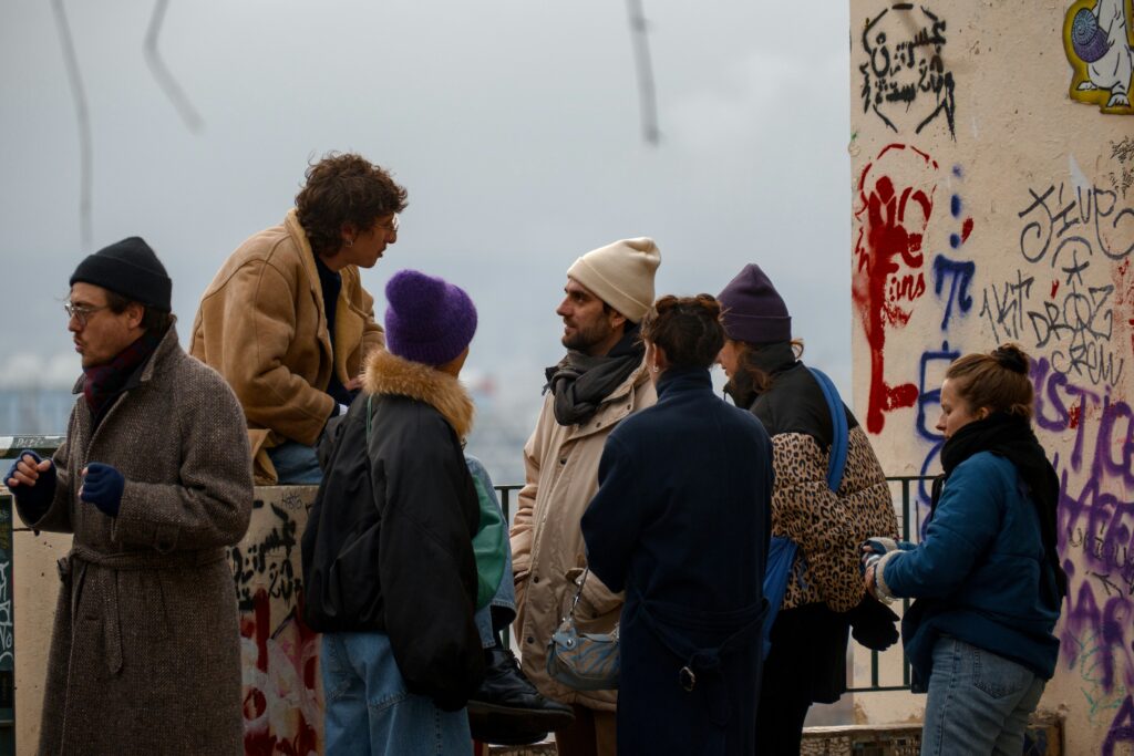 La Grande-Bretagne financera un centre pour migrants en France : une nouvelle étape dans le contrôle de la Manche / unsplash