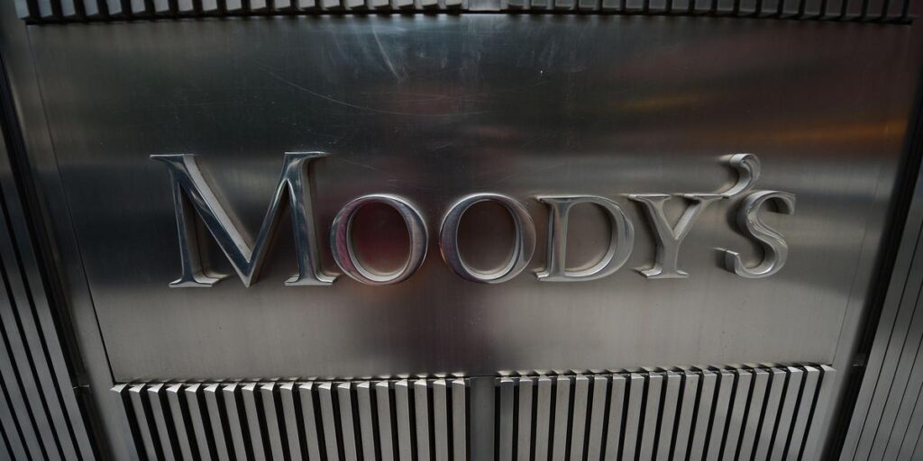 Dette : Moody’s maintient la note de la France mais alerte sur les risques / Sud Ouest