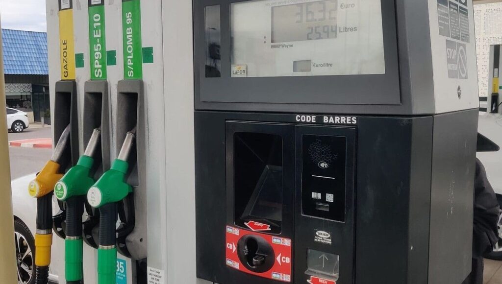 Prix des carburants: le gouvernement détaille son coup de pouce / Ici.fr