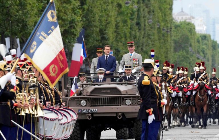 Le 14-Juillet français devient un signal stratégique pour l’Europe / 20 Minutes