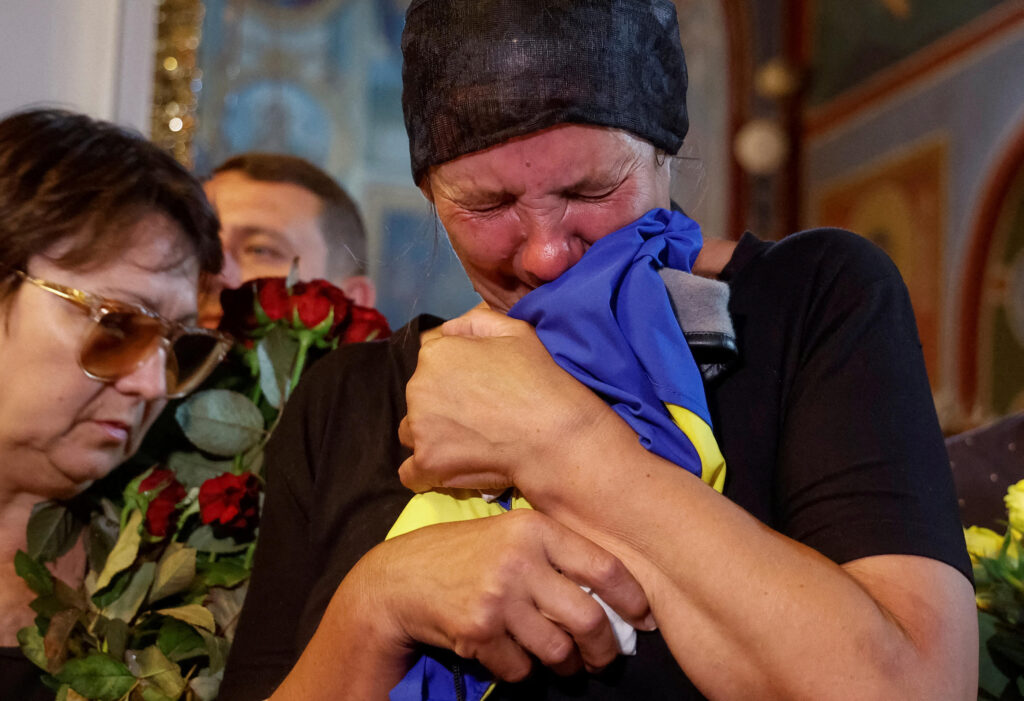 Russie : Human Rights Watch dénonce la torture systématique des prisonniers ukrainiens / HRW