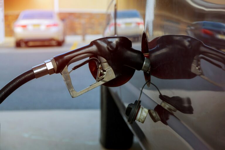 Les prix des carburants battent de nouveaux records en France : l’essence au plus haut depuis près de quatre ans / unsplash