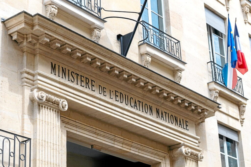 Brevet et bac : l’Éducation nationale sous pression / SNES