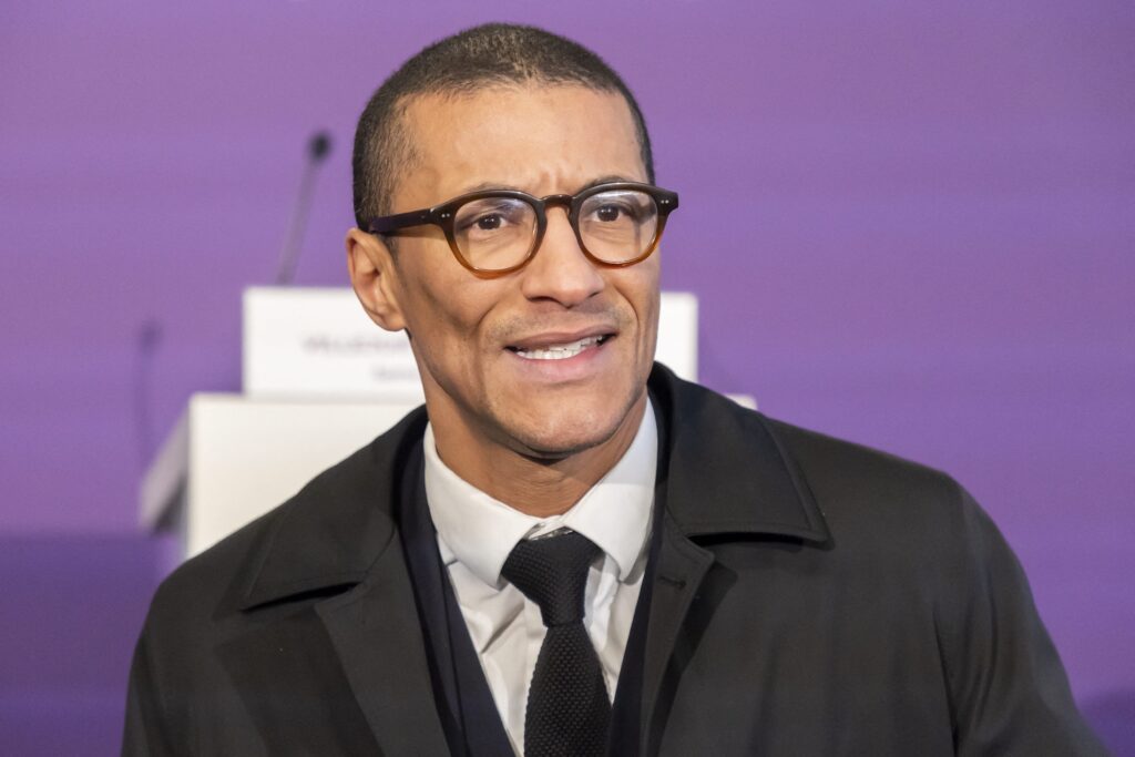 Karim Bouamrane annonce sa candidature présidentielle pour 2027 / France 3 Régions