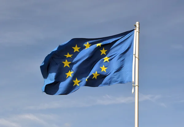 Merz propose pour l’Ukraine un modèle de « membre associé » sur le précédent historique de la RDA / depositphotos