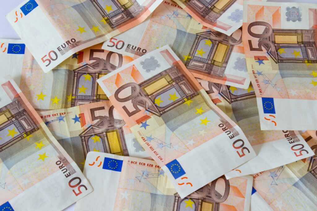 La BCE relève son taux à 2,25 % face à de nouvelles pressions inflationnistes dans la zone euro / unsplash