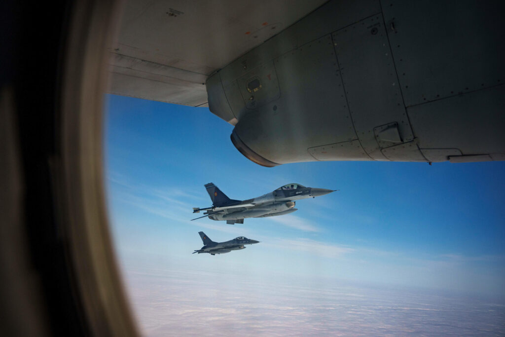 Les interceptions de drones en Roumanie marquent un nouveau signal de fermeté envers Moscou / Le Parisien