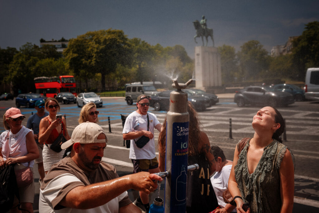 Plus de deux mille décès supplémentaires liés à la canicule / La Voix de l'Est
