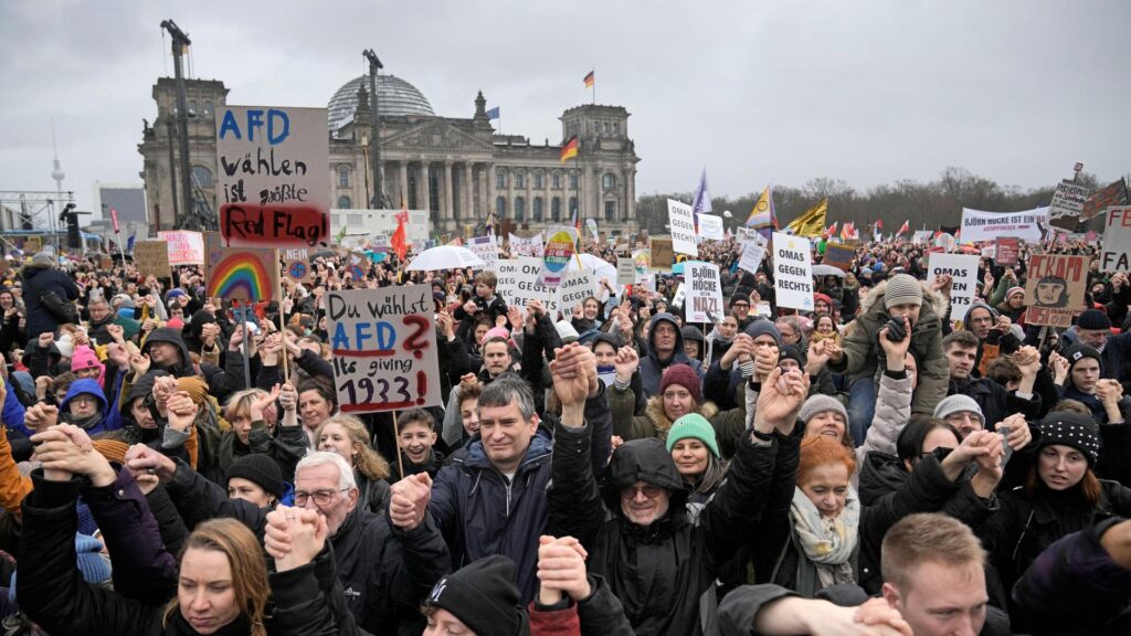 Protéger la démocratie contre ceux qui veulent la détruire / Deutschlandfunk