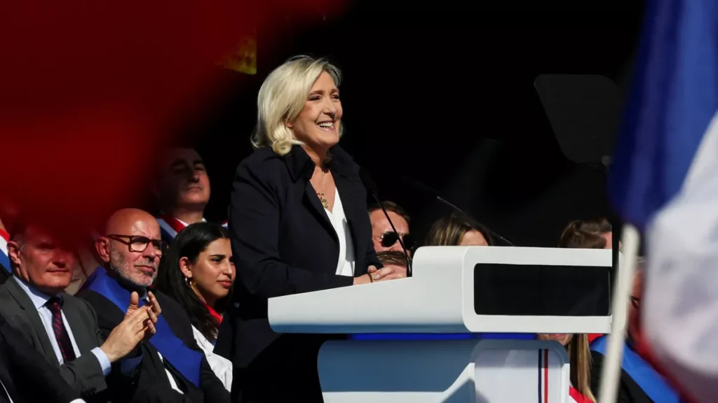 Le Rassemblement national poursuit sa progression et élargit sa base électorale à l'approche de la présidentielle de 2027 / Le Figaro