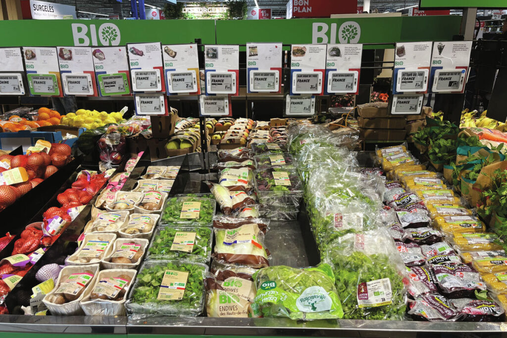 Fruits, légumes et élevage subissent la sécheresse tandis que Carrefour et Coopérative U adaptent leurs achats / LSA