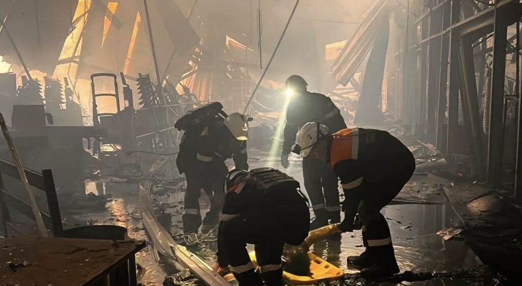 Kryvyi Rih après la frappe russe : parmi les 16 morts, 23 enfants blessés - la guerre du Kremlin frappe une nouvelle fois les civils / Service national des situations d'urgence de l'Ukraine