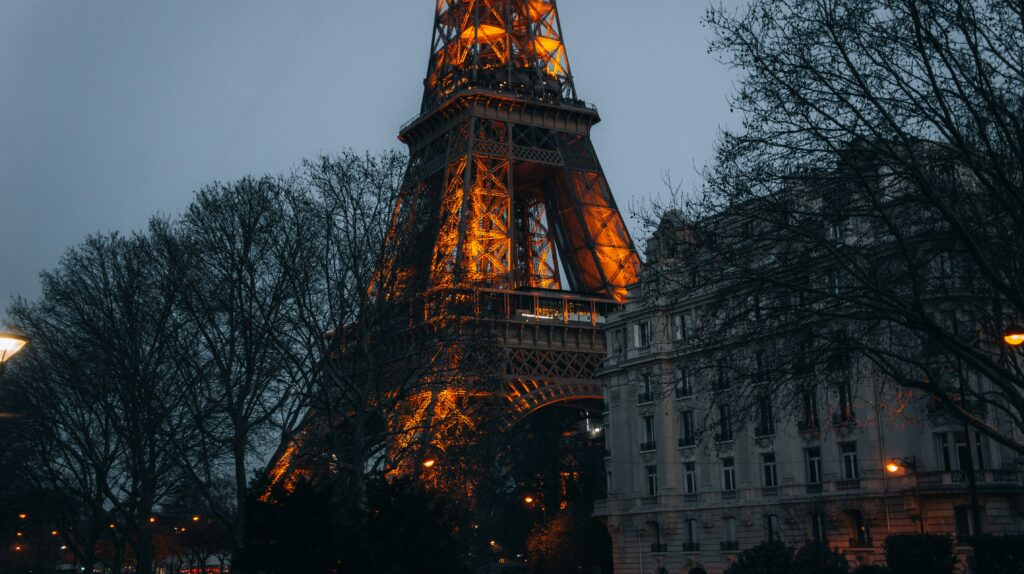 La France frappée par une nouvelle vague de violents orages : 12 départements placés en vigilance orange / unsplash