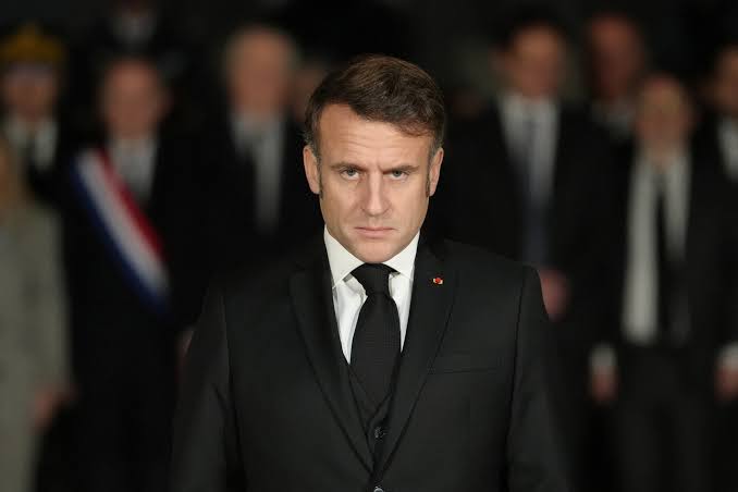 La loi sur l’aide à mourir entre dans le droit français après sa promulgation par Emmanuel Macron / INSS