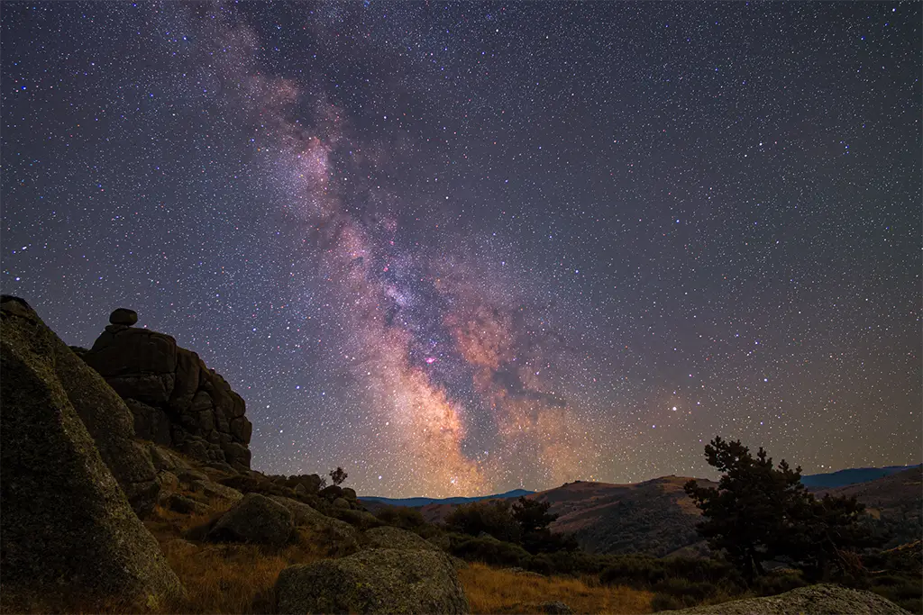Les Nuits des Étoiles 2026 ouvrent trois soirées d’observation avant l’éclipse solaire très attendue du 12 août / Stelvision