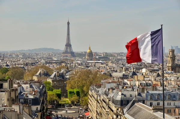 L’Ukraine devient un test pour les candidats à la présidentielle française : l’extrême droite accusée d’une dangereuse proximité avec les positions du Kremlin / unsplash