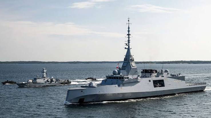 La Suède signe l’achat de quatre frégates françaises pour renforcer sa défense aérienne en mer Baltique / Mer et Marine