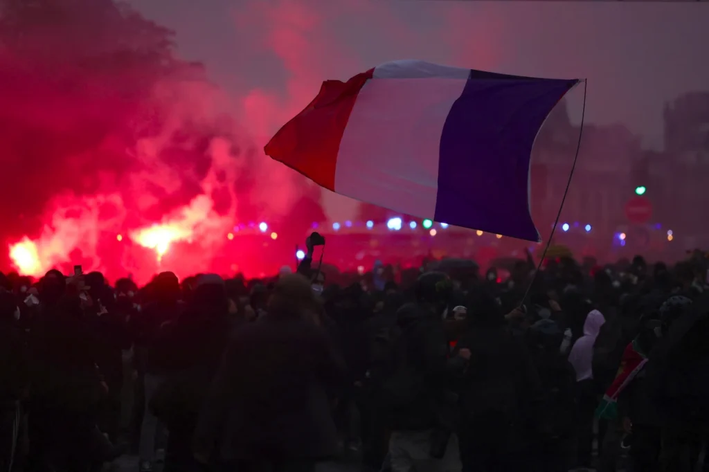 À Nice, 11 personnes soupçonnées d’appartenir à l’ultradroite interpellées après la manifestation du 24 octobre / Reuters