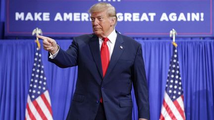 Sanctions contre la Russie : Trump privilégie les intérêts américains au risque de financer la guerre / franceinfo