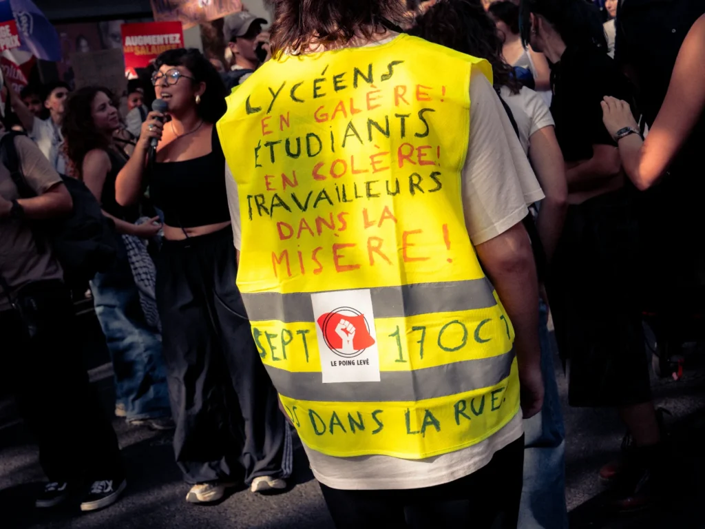 Manifestations du 17 octobre : les autorités françaises anticipent 250 rassemblements et préparent un dispositif de sécurité renforcé / BFM
