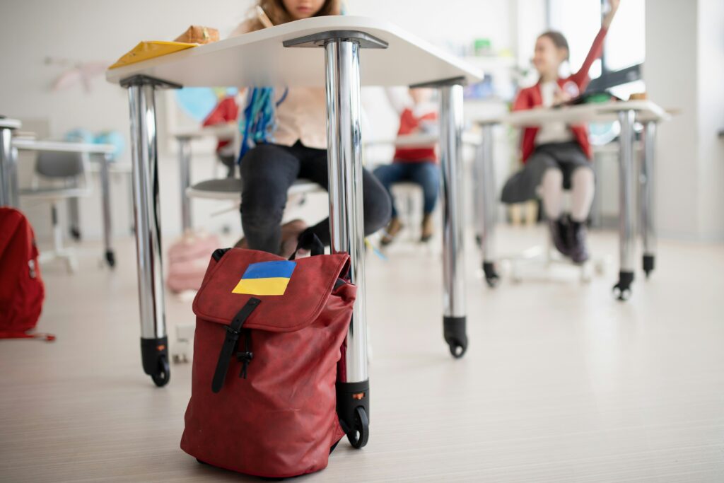 Une enfance sous les bombardements : comment les écoles ukrainiennes se sont adaptées à la guerre / unsplash