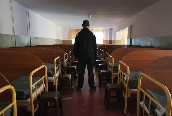 Un citoyen ukrainien possédant une double nationalité transmettait des renseignements militaires à la Russie : un réseau d’espionnage démantelé après une découverte fortuite / NYT